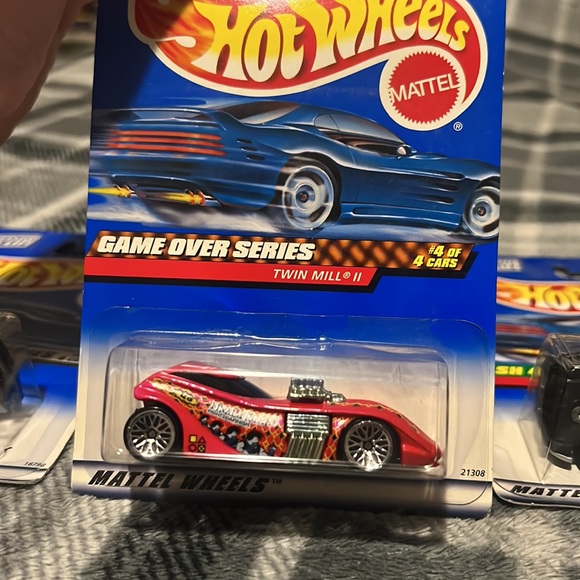 Hot wheels bundle - Picture 3 of 4
